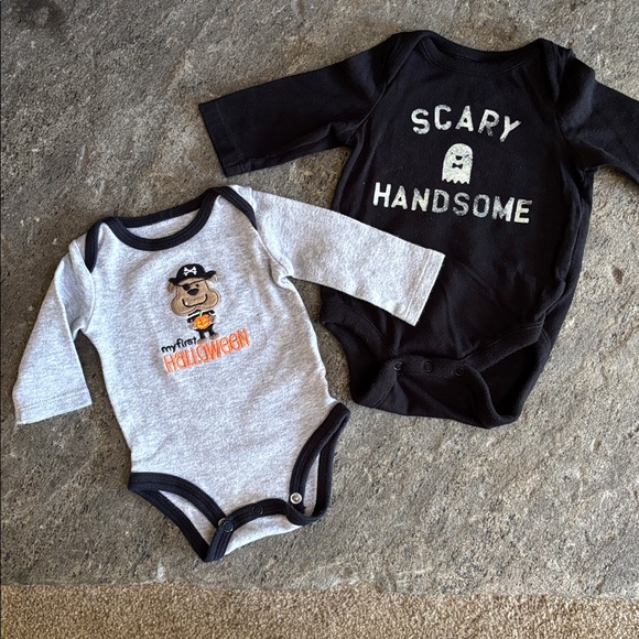 Halloween Baby Onesies Lot of 2 Baby GAP & Carter’s NB & 0–3 mo Long Sleeve Snap - Picture 1 of 13